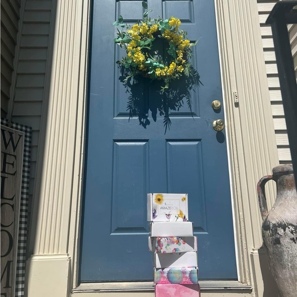 LimeLife AmazeBox Subscription Box - Picture 15 of 16